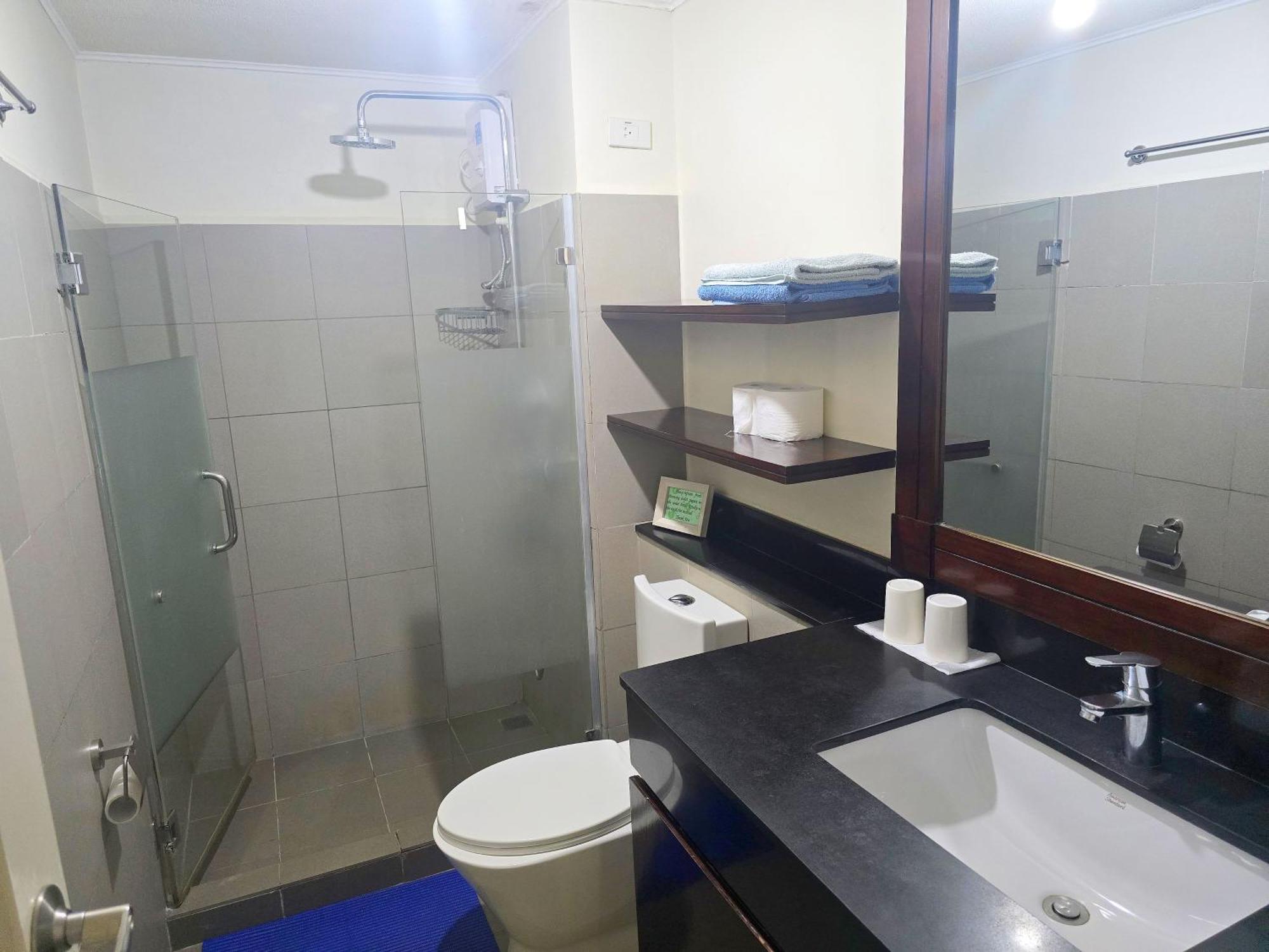 Amalfi Oasis Seaside Cebu Apartment Exterior foto